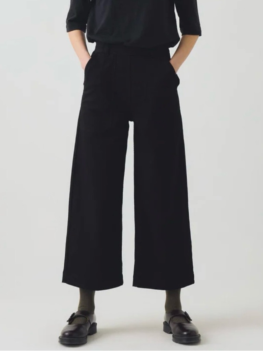 High-Waist Black Cropped Wide-Leg Trousers - Women's Pants